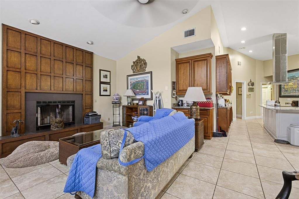 For Sale: $505,000 (3 beds, 3 baths, 2235 Square Feet)