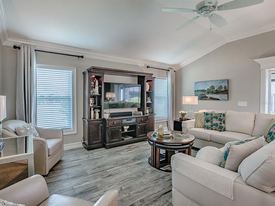 Active With Contract: $749,000 (4 beds, 3 baths, 2514 Square Feet)