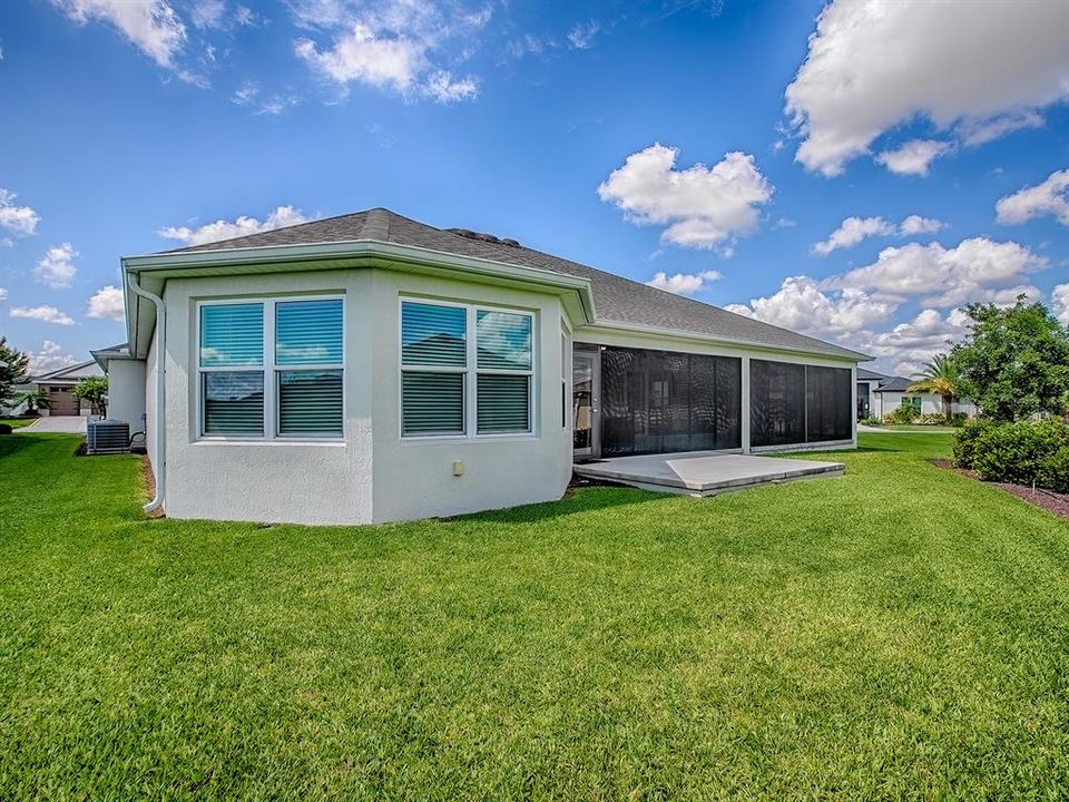 Active With Contract: $749,000 (4 beds, 3 baths, 2514 Square Feet)