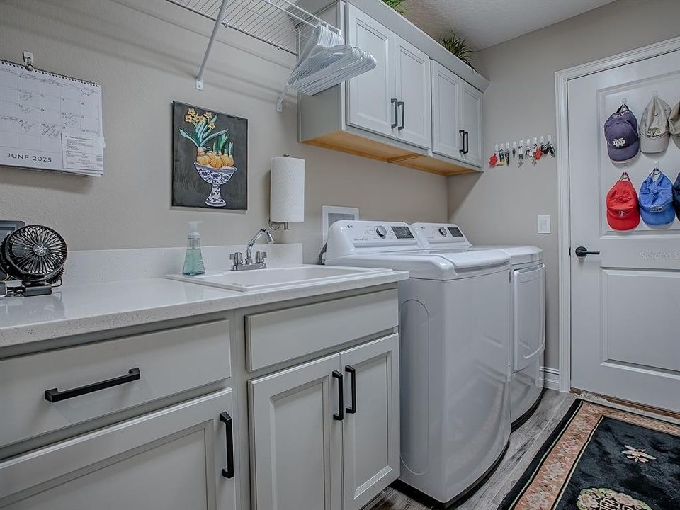 Active With Contract: $749,000 (4 beds, 3 baths, 2514 Square Feet)