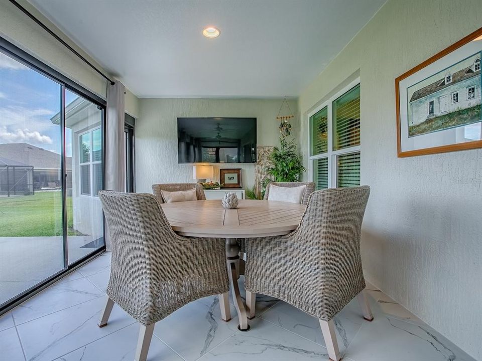 Active With Contract: $749,000 (4 beds, 3 baths, 2514 Square Feet)