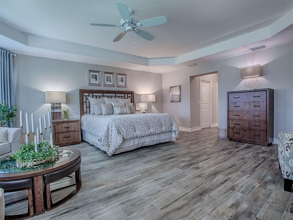 Active With Contract: $749,000 (4 beds, 3 baths, 2514 Square Feet)