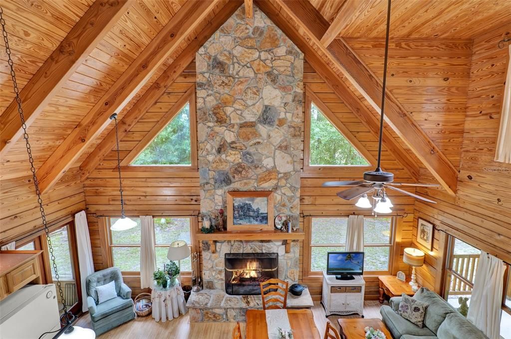 На продажу: $950,000 (2 спален, 1 ванн, 1226 Квадратных фут)