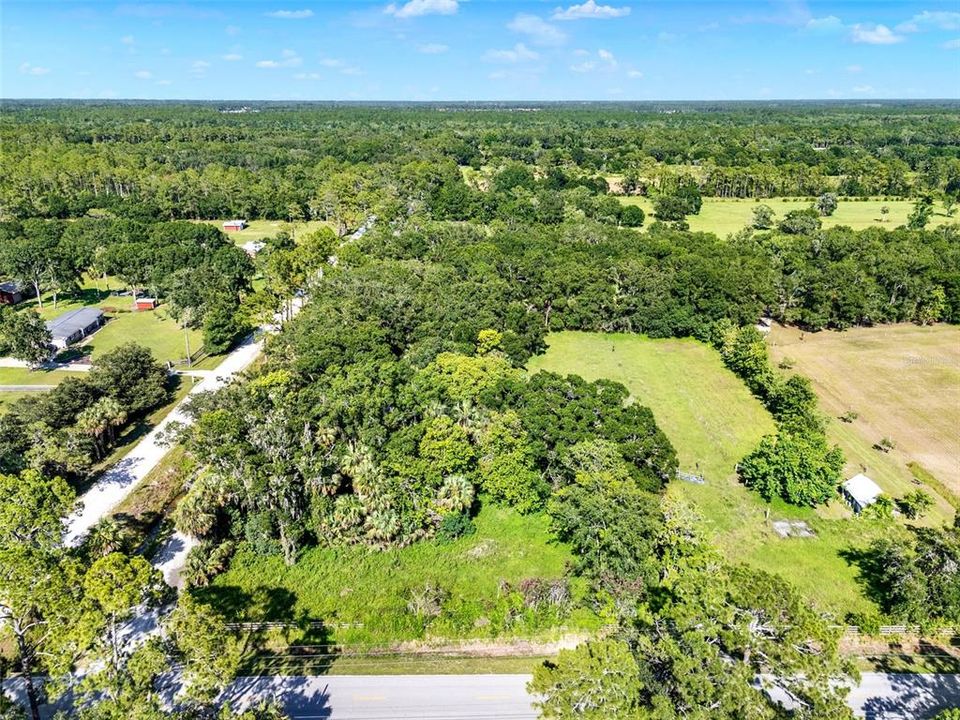 На продажу: $950,000 (2 спален, 1 ванн, 1226 Квадратных фут)