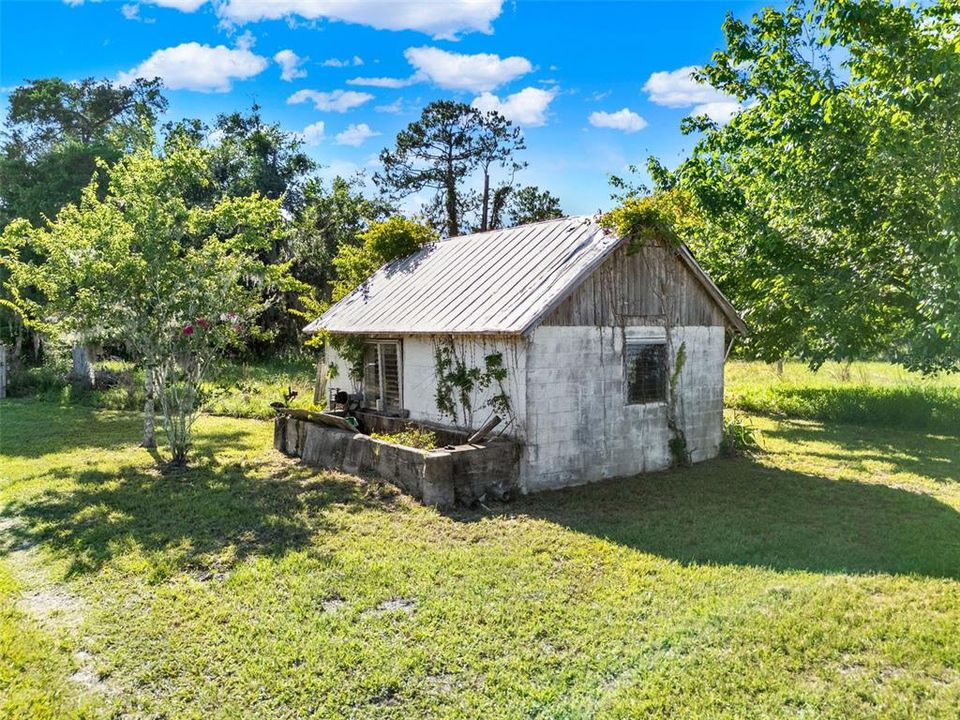 На продажу: $950,000 (2 спален, 1 ванн, 1226 Квадратных фут)