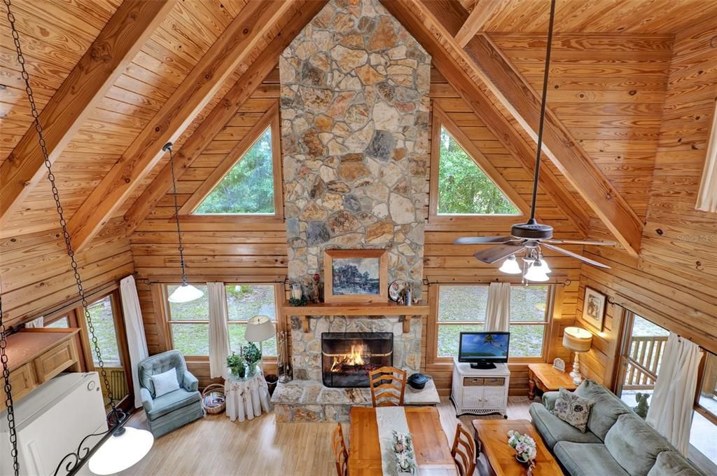 На продажу: $950,000 (2 спален, 1 ванн, 1226 Квадратных фут)