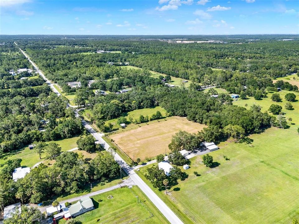 На продажу: $950,000 (2 спален, 1 ванн, 1226 Квадратных фут)