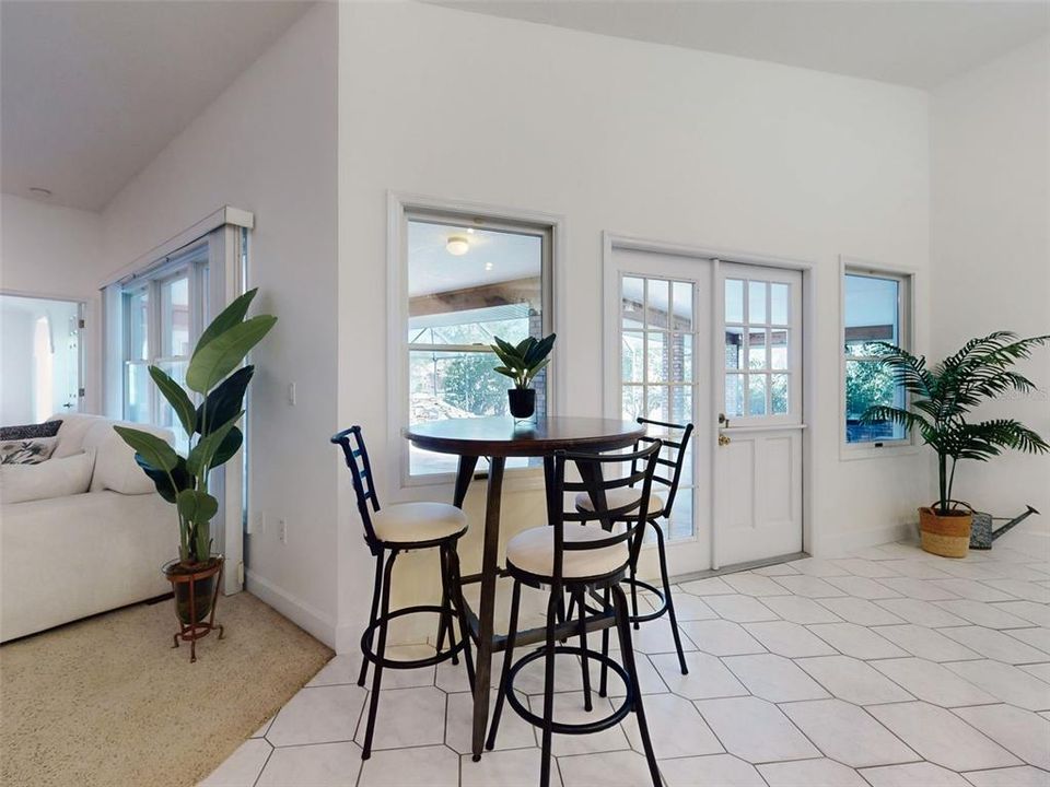 待售: $825,000 (4 贝兹, 3 浴室, 3004 平方英尺)