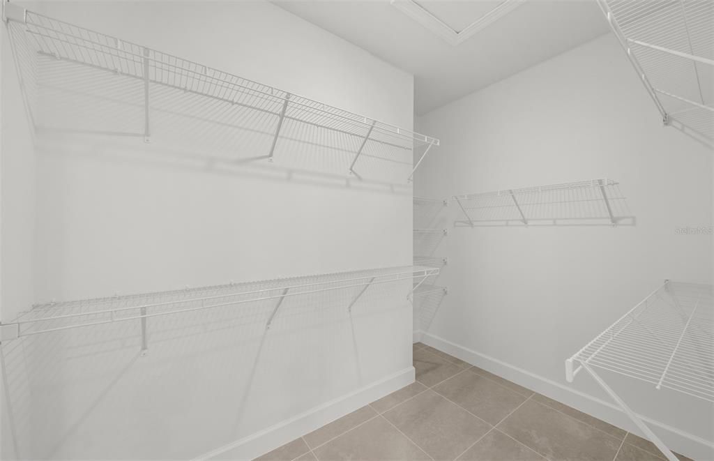 Под контрактом: $389,990 (2 спален, 2 ванн, 1448 Квадратных фут)