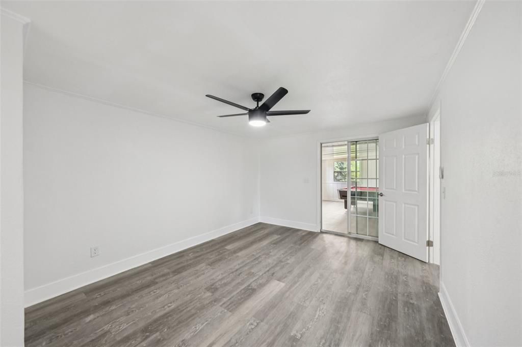 Active With Contract: $265,000 (3 beds, 2 baths, 1440 Square Feet)