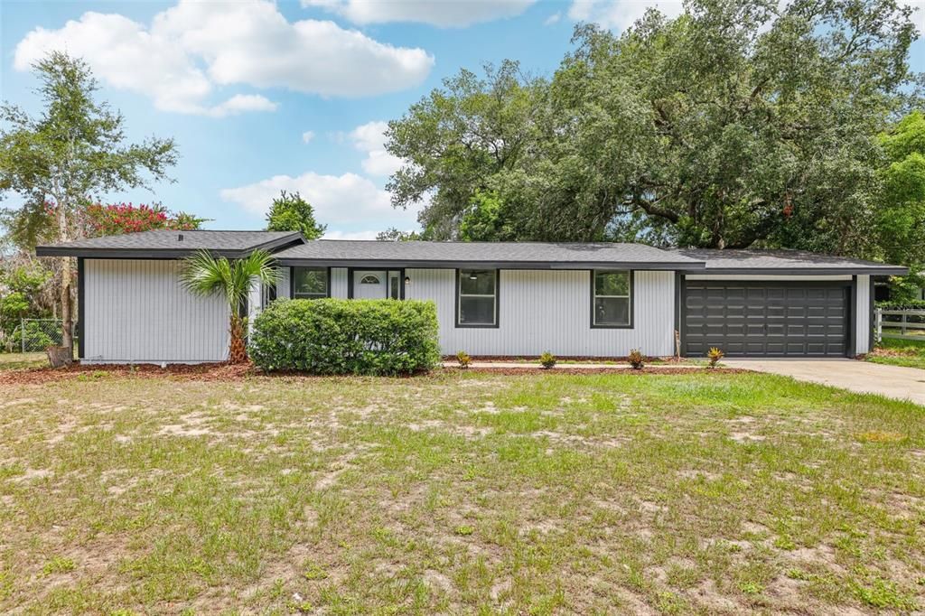 Active With Contract: $265,000 (3 beds, 2 baths, 1440 Square Feet)