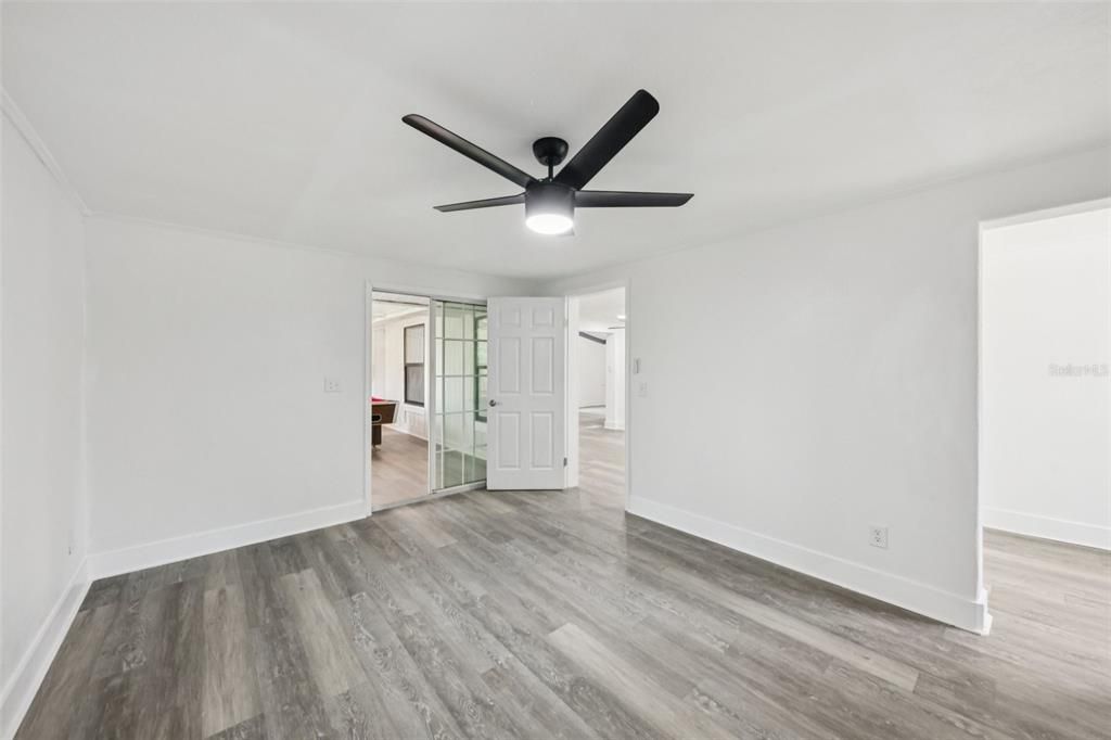 Active With Contract: $265,000 (3 beds, 2 baths, 1440 Square Feet)