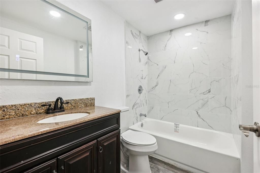 Active With Contract: $265,000 (3 beds, 2 baths, 1440 Square Feet)