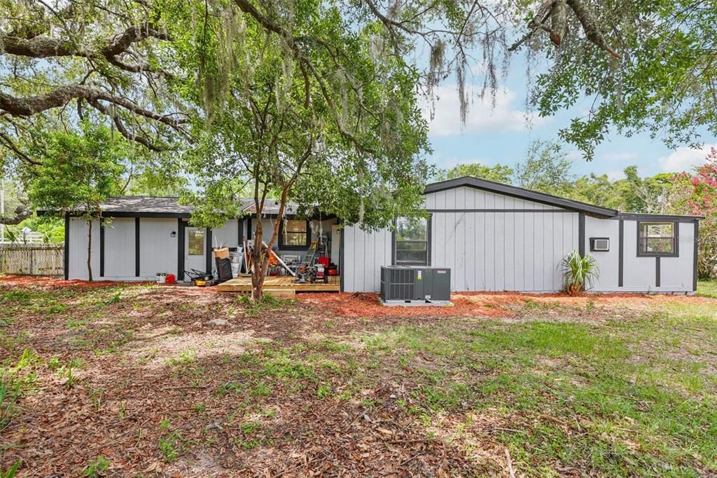 Active With Contract: $265,000 (3 beds, 2 baths, 1440 Square Feet)