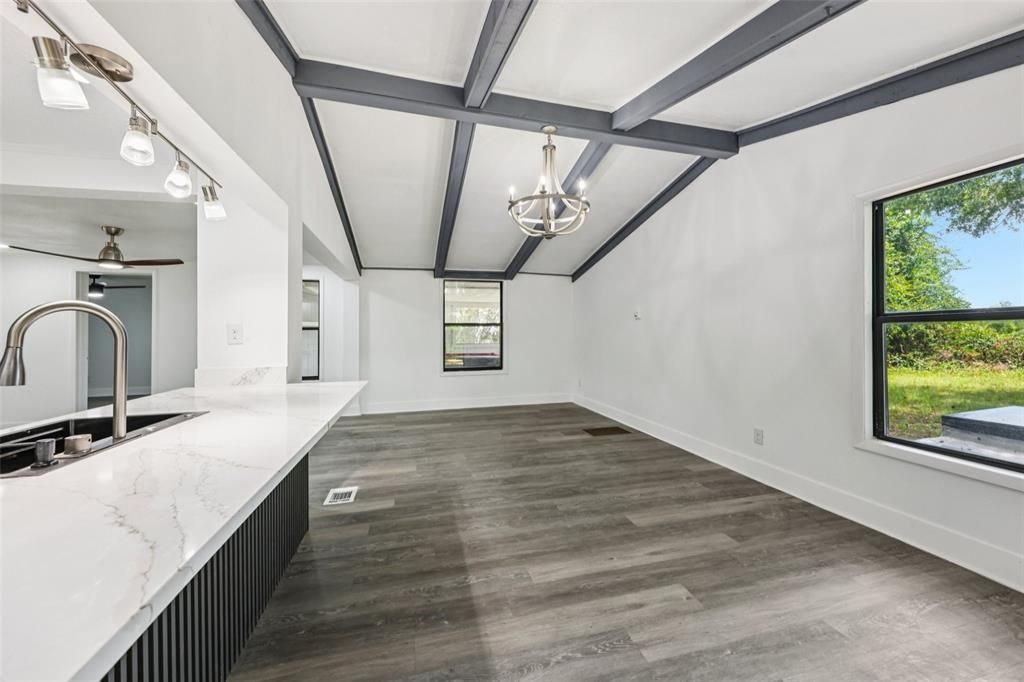 Active With Contract: $265,000 (3 beds, 2 baths, 1440 Square Feet)