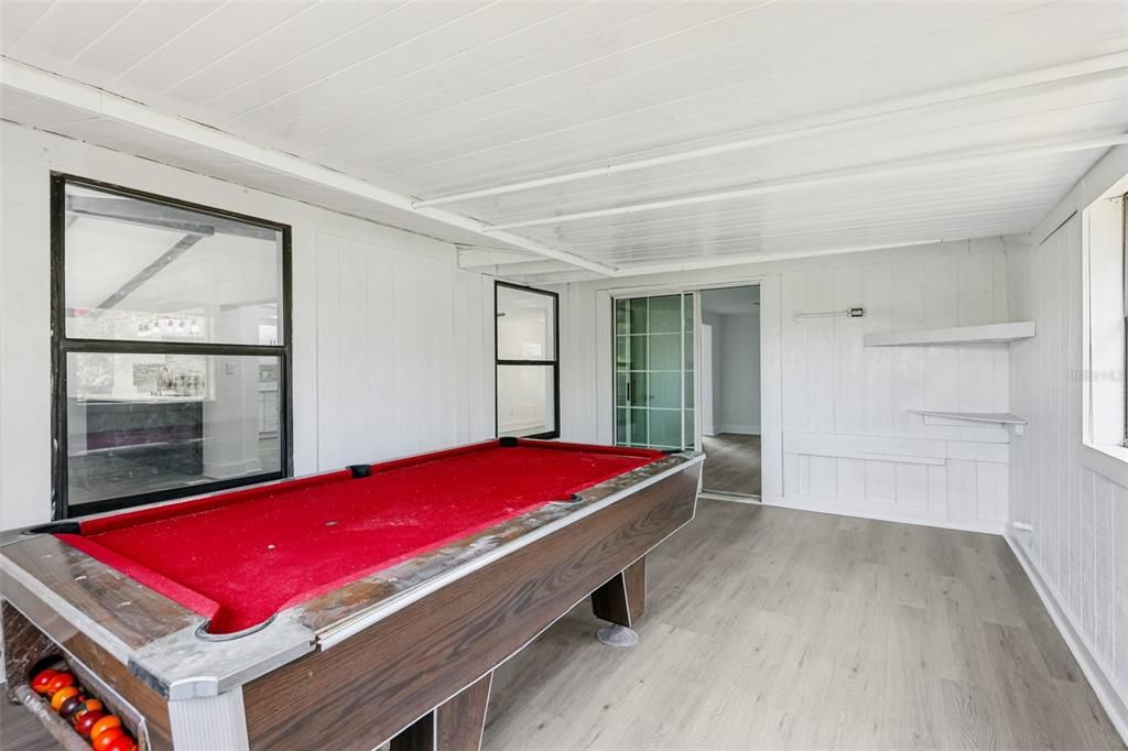 Active With Contract: $265,000 (3 beds, 2 baths, 1440 Square Feet)