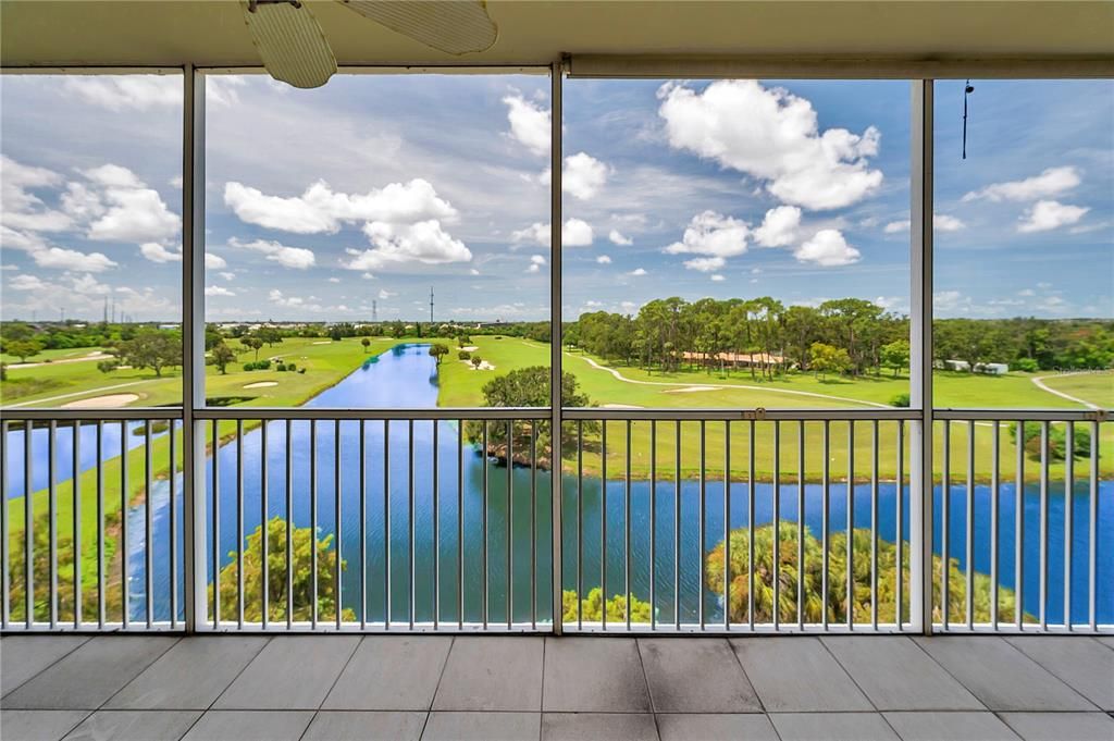 合同活跃: $382,500 (3 贝兹, 2 浴室, 1575 平方英尺)