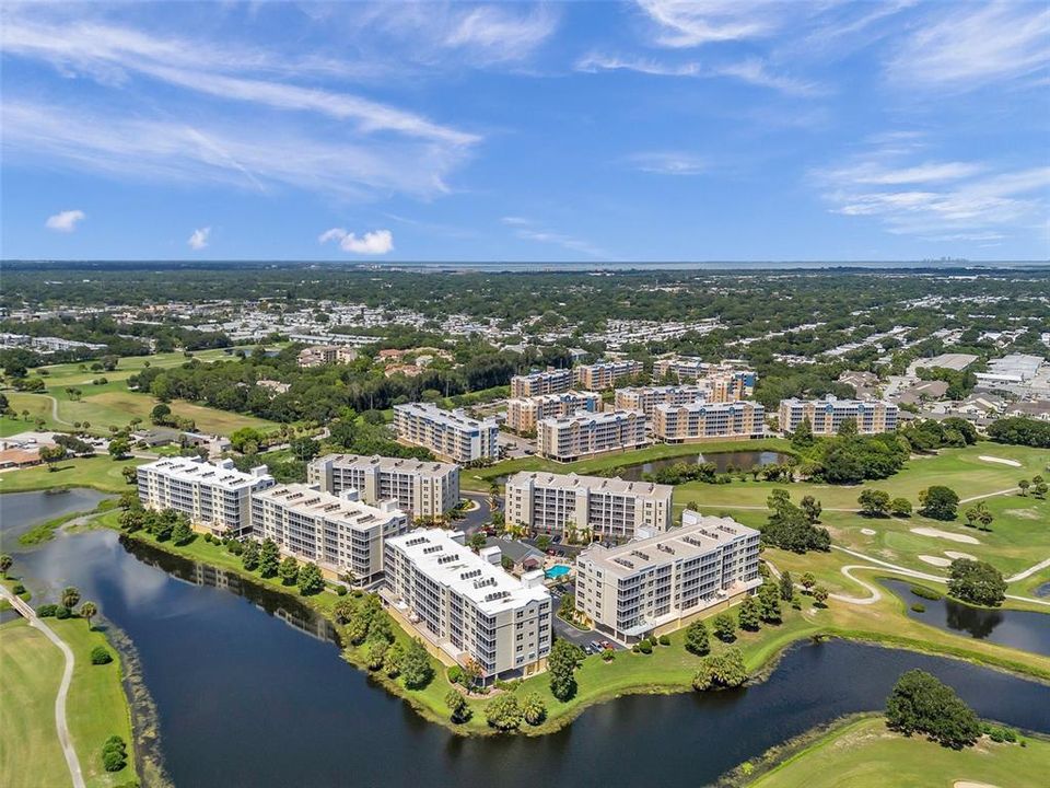 合同活跃: $382,500 (3 贝兹, 2 浴室, 1575 平方英尺)