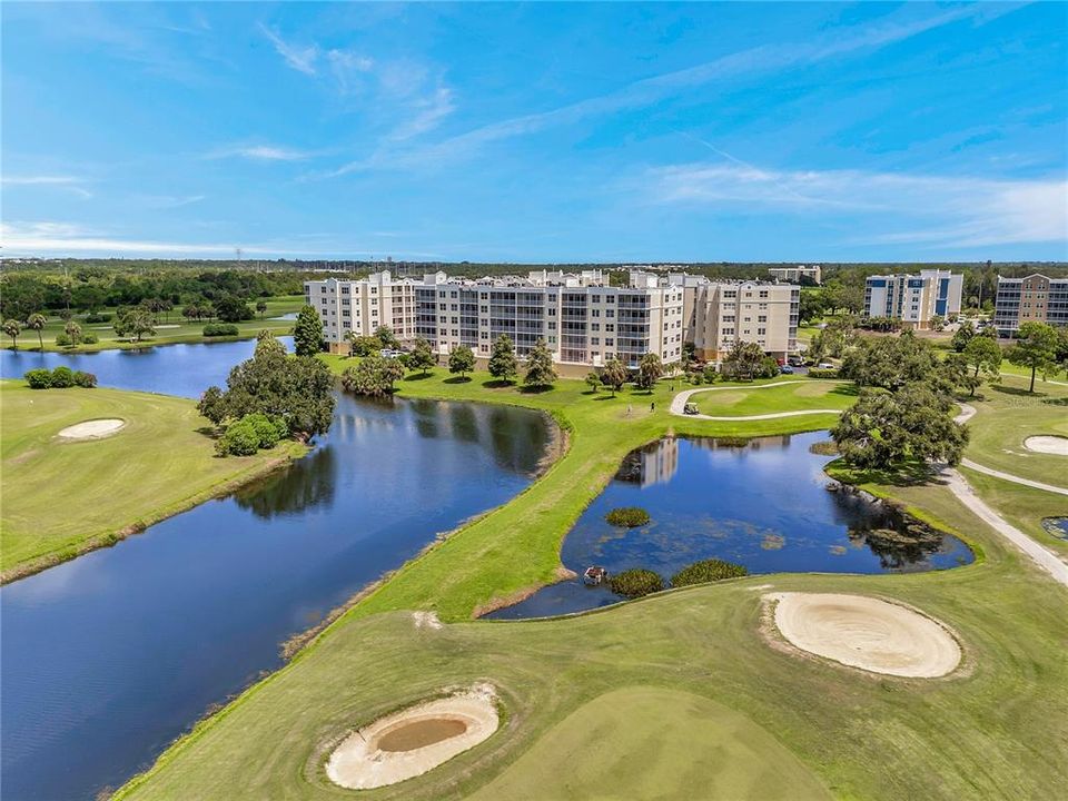 合同活跃: $382,500 (3 贝兹, 2 浴室, 1575 平方英尺)