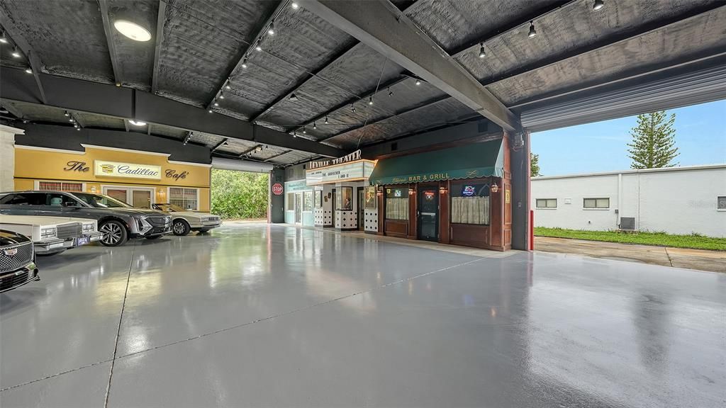 Recently Sold: $1,650,000 (0 beds, 0 baths, 6000 Square Feet)