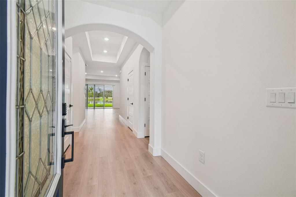 En Venta: $592,990 (3 camas, 2 baños, 2156 Pies cuadrados)