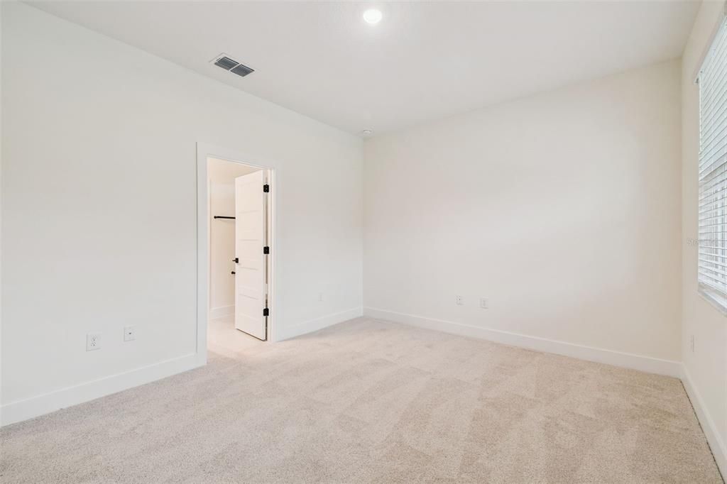 En Venta: $592,990 (3 camas, 2 baños, 2156 Pies cuadrados)