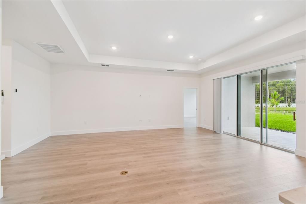 En Venta: $592,990 (3 camas, 2 baños, 2156 Pies cuadrados)