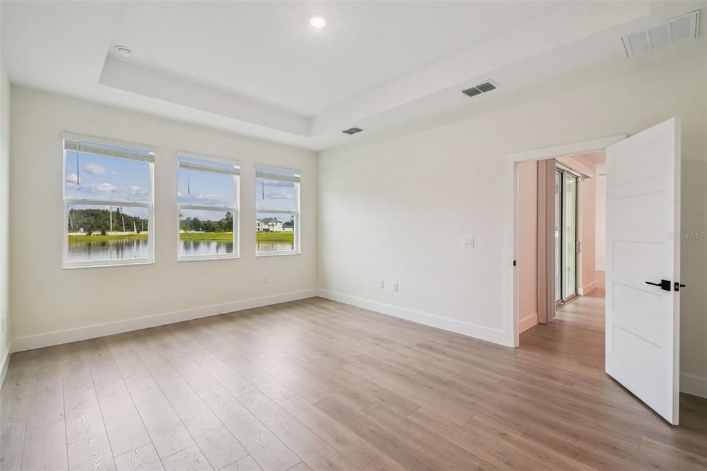 En Venta: $592,990 (3 camas, 2 baños, 2156 Pies cuadrados)