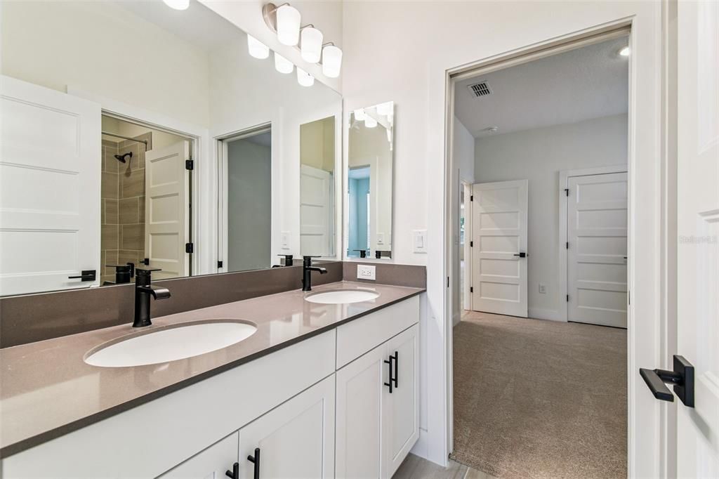 待售: $656,990 (4 贝兹, 3 浴室, 2483 平方英尺)