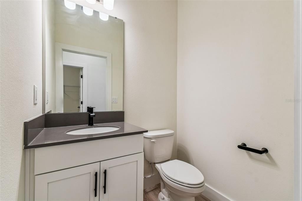 待售: $656,990 (4 贝兹, 3 浴室, 2483 平方英尺)