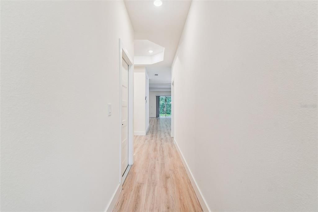 待售: $656,990 (4 贝兹, 3 浴室, 2483 平方英尺)