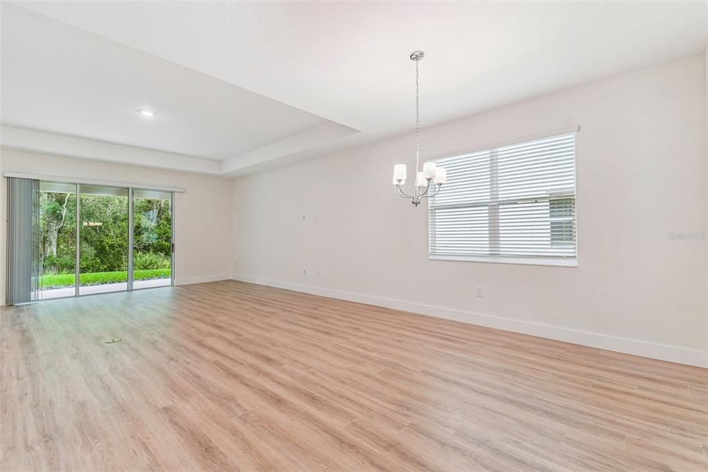 待售: $656,990 (4 贝兹, 3 浴室, 2483 平方英尺)