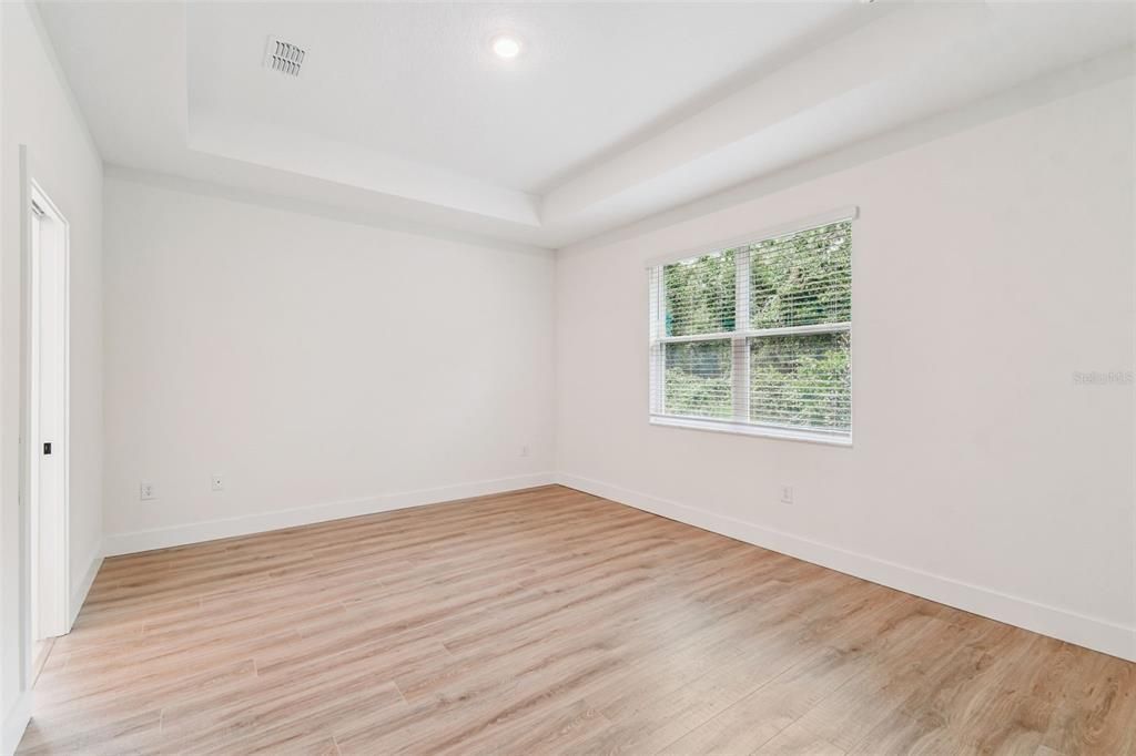 待售: $656,990 (4 贝兹, 3 浴室, 2483 平方英尺)