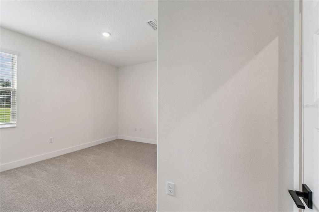 待售: $656,990 (4 贝兹, 3 浴室, 2483 平方英尺)