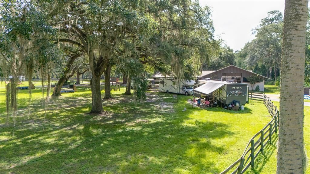 En Venta: $1,200,000 (3 camas, 2 baños, 1420 Pies cuadrados)