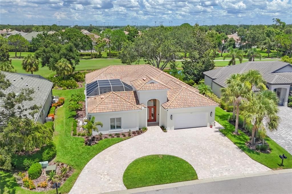 合同活跃: $875,000 (3 贝兹, 3 浴室, 2788 平方英尺)