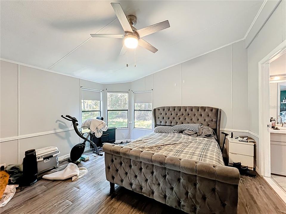 待售: $290,000 (3 贝兹, 2 浴室, 1935 平方英尺)