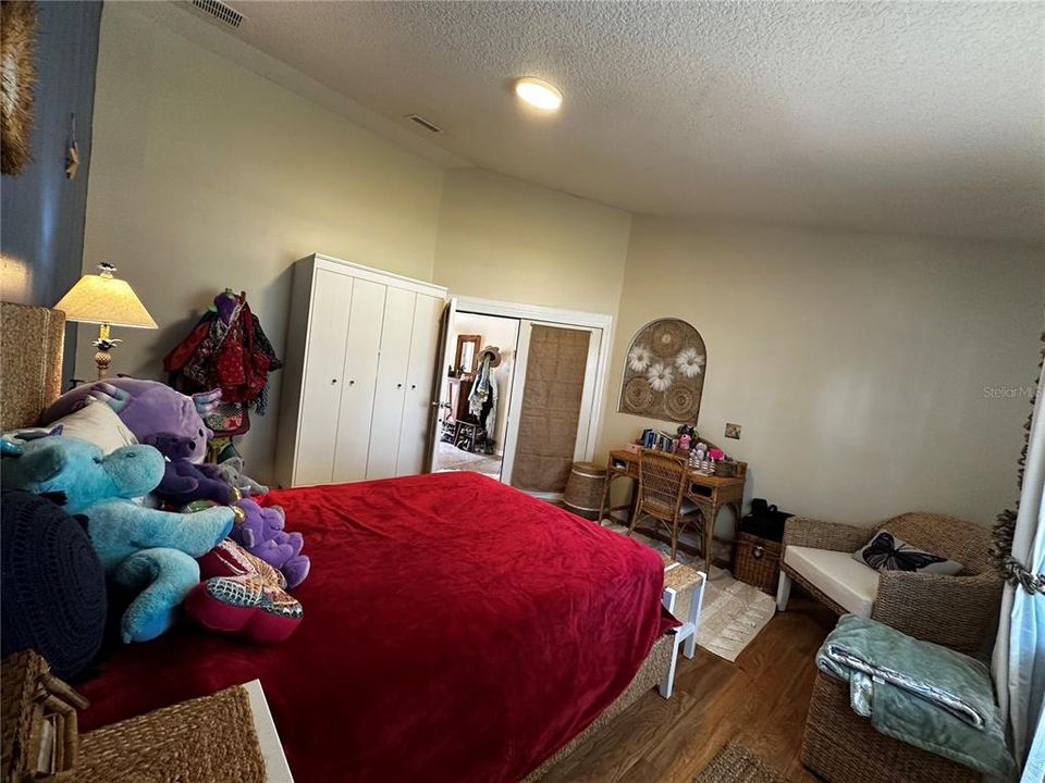 For Sale: $530,000 (3 beds, 2 baths, 1788 Square Feet)