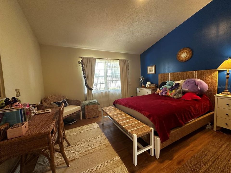 For Sale: $530,000 (3 beds, 2 baths, 1788 Square Feet)