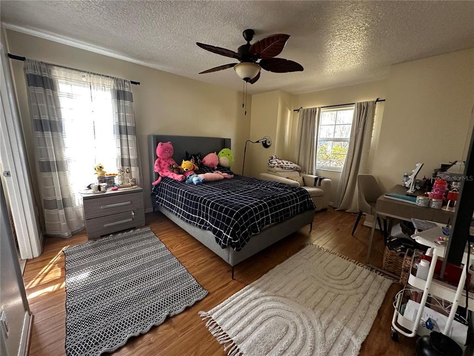 For Sale: $530,000 (3 beds, 2 baths, 1788 Square Feet)