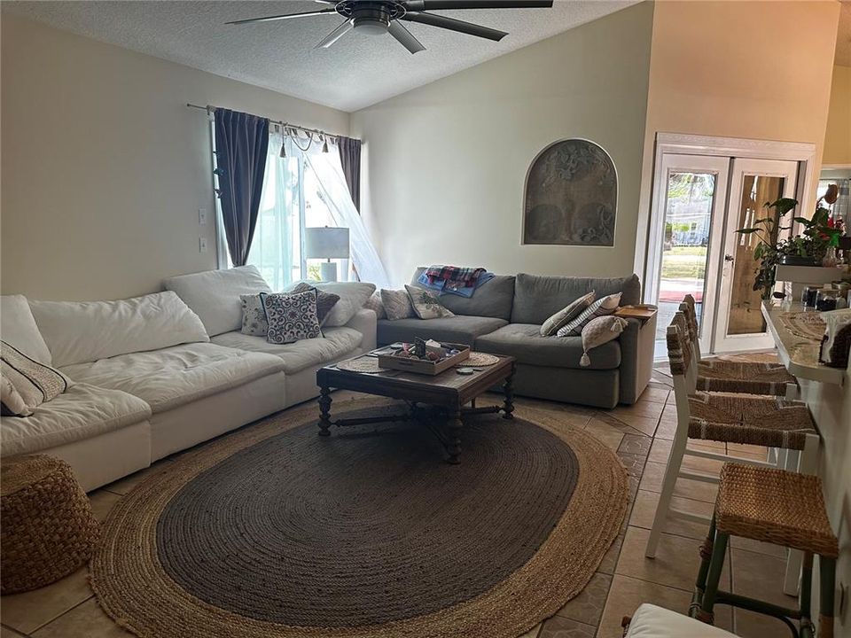 For Sale: $530,000 (3 beds, 2 baths, 1788 Square Feet)