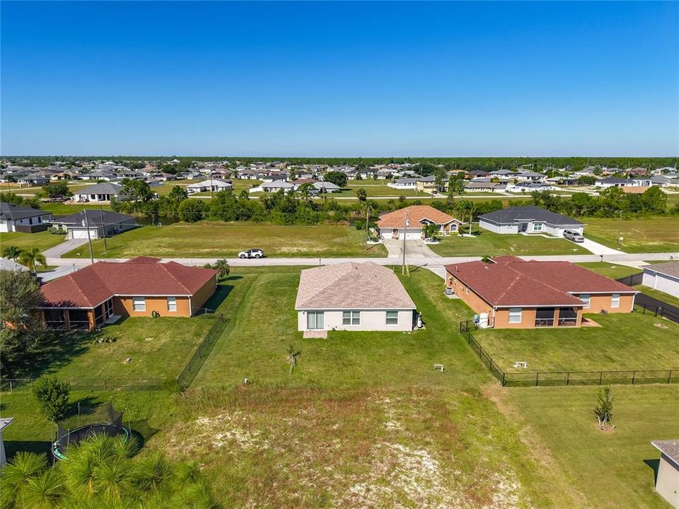 For Sale: $320,000 (4 beds, 2 baths, 1495 Square Feet)