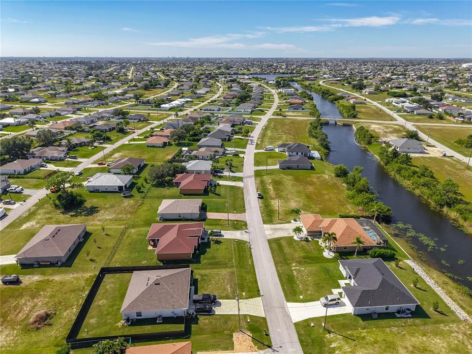 For Sale: $320,000 (4 beds, 2 baths, 1495 Square Feet)