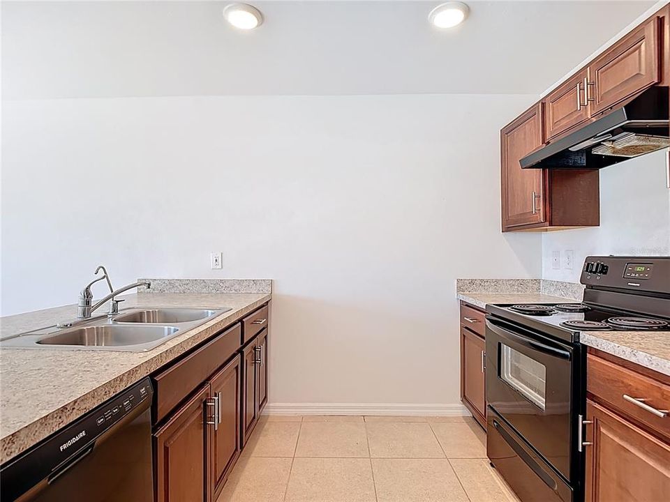 For Sale: $320,000 (4 beds, 2 baths, 1495 Square Feet)