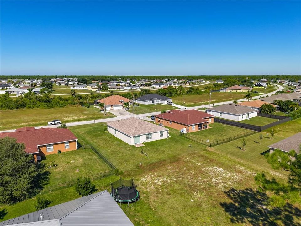 For Sale: $320,000 (4 beds, 2 baths, 1495 Square Feet)