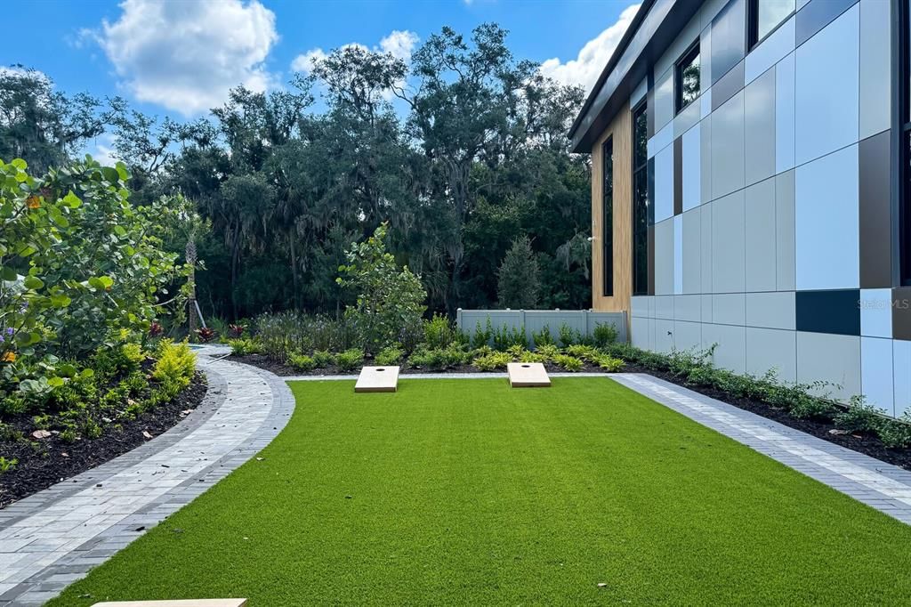 For Rent: $4,650 (4 beds, 3 baths, 2664 Square Feet)