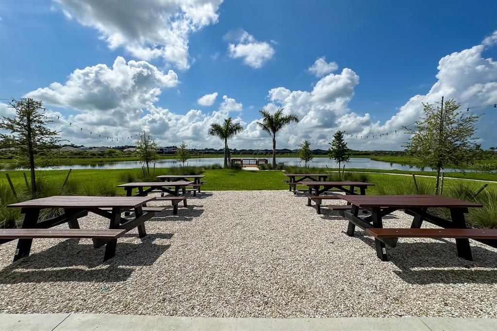 For Rent: $4,650 (4 beds, 3 baths, 2664 Square Feet)