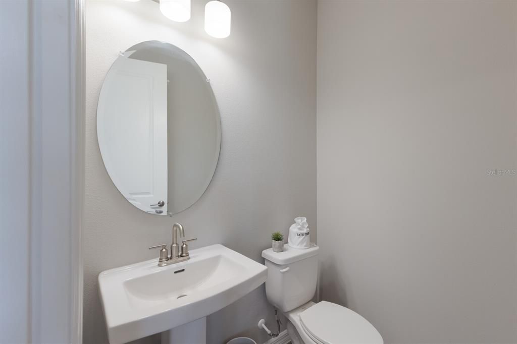 For Rent: $4,650 (4 beds, 3 baths, 2664 Square Feet)