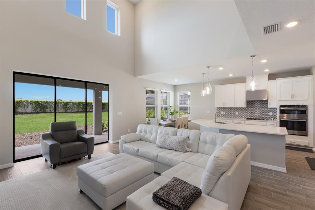 For Rent: $4,650 (4 beds, 3 baths, 2664 Square Feet)