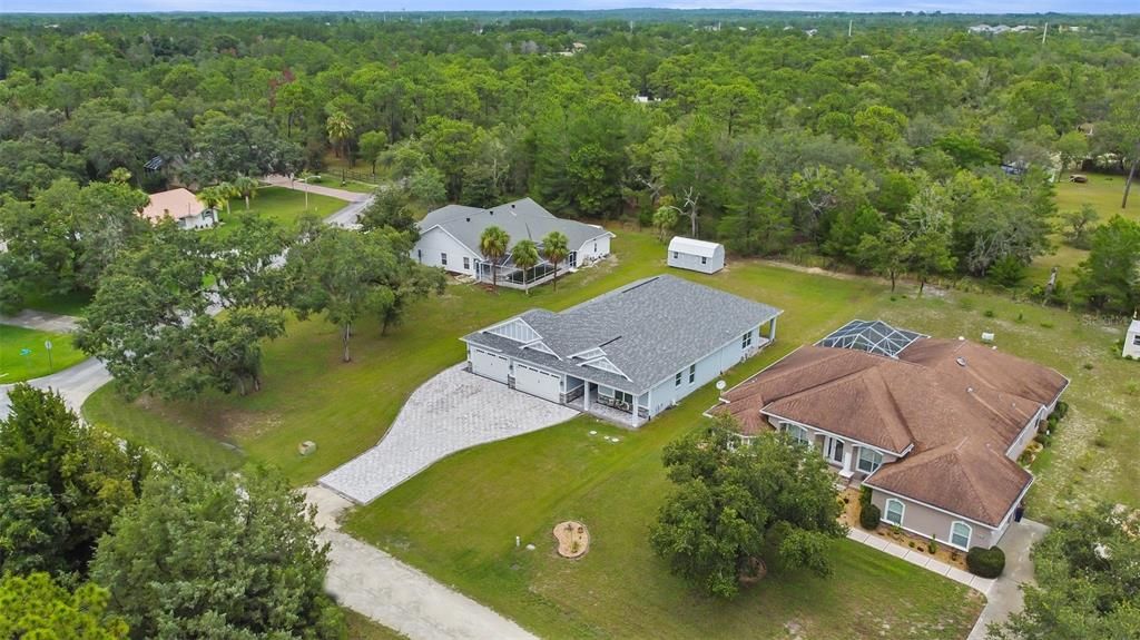 Под контрактом: $564,000 (4 спален, 2 ванн, 2655 Квадратных фут)